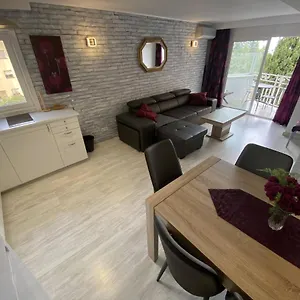 Piscis Apartment